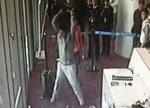 Uçağı Kaçıran Çinli Böyle Çılgına Döndü