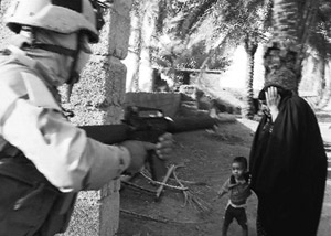ABD Irak’a ‘Tecavüz’ Götürmüş