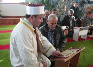 Kur'an Okuma Aşkı Yaş Dinlemedi