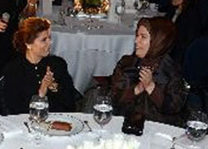 Hülya Avşar'dan Garip Açıklama