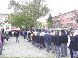Peygamber Sevgisi, 3 Kilometre Kuyruk Oluşturdu
