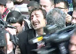 Müslüm Baba'nın Hayranları Sinir Krizi Geçirdi