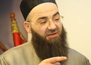 Cübbeli Hoca'nın 28 Şubat'ta Sakalını Kesmişler