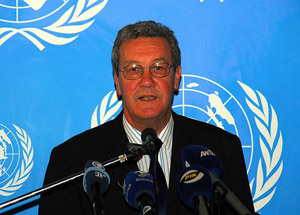 BM Kıbrıs Görüşmeleri İçin Zaman İstedi