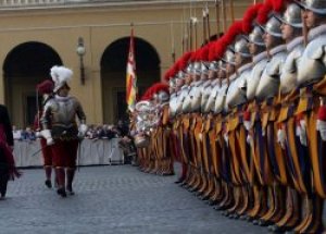 Vatikan Kirli Savaş İddialarını Reddetti