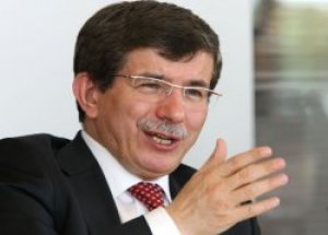 Davutoğlu'ndan Açıklama