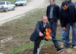 Gaz ve Petrol Bulundu, Kuyu Kapatıldı