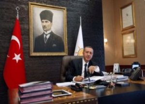 Başbakan 4 Gün Sonra İlk Kez Görüntülendi!