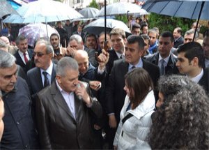 Bakandan Atanamayan Öğretmene Cevap