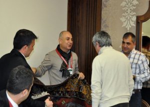 Mourinho’ya Halı Hediye Edildi