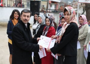 Annelere üniversite diploması