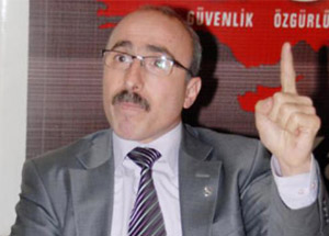 Öznur'dan Zehir Zemberek Açıklamalar