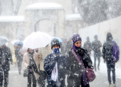 Ukrayna'da soğuklar 37 can aldı