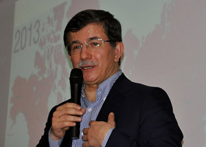 Davutoğlu'ndan AB'ye Uyarı