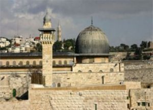 Mescid-i Aksa'ya İçkili Taciz