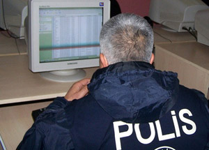 Polisten e-Posta Uyarısı