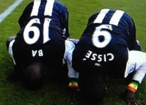 Newcastle United'a Mescid Yapıldı