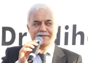 Nihat Hatipoğlu Kaza Geçirdi
