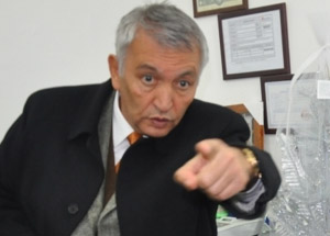 Partisini İcraya Verdi