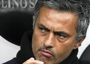 Mourinho Resmen Bıraktı!
