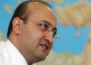 Akdoğan: Erdoğan'ı Kimseye Yedirmeyiz