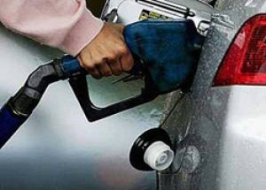 Benzine 1 Hafta Sonra İkinci Zam!