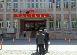 Balıkesir Valiliğine T.c. İbaresi Eklendi