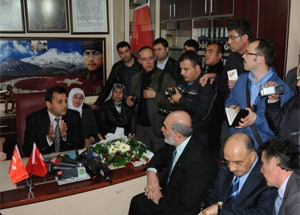 Şehit Ailelerinden Akillere Şok