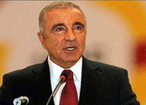 Aysal'dan F.Bahçe'ye Tarihi Destek