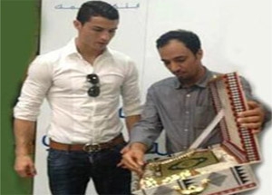 Ronaldo'ya Kur'an hediye ettiler