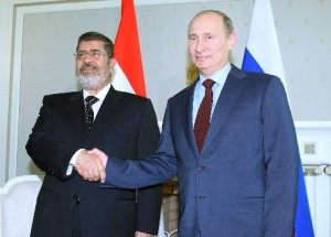 Muhaliflerden Mursi'ye istifa çağrısı