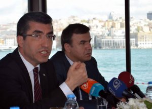 'Reklamı Gördüm Canım Rakı Çekti'
