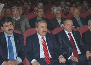 Destici, "Şahlanış Gecesi"ne Katıldı