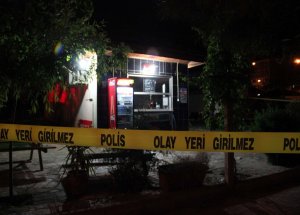 Denizli'de Bir Büfeye Ateş Açıldı:5 Yaralı