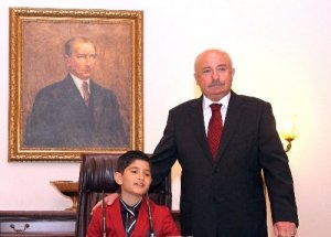 Küçük Arda, Ankara Valisi oldu