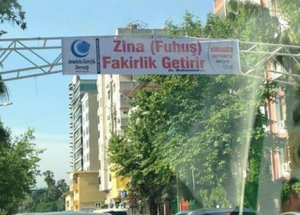 Malum Medyayı Geren Pankart