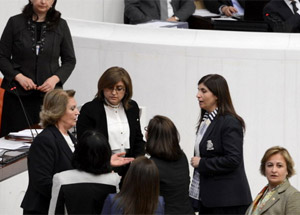 Kamer Genç'ten Şahin'e Yakışıksız Sözler