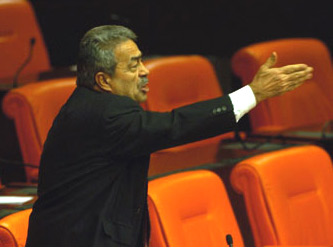 O Sözler Kamer Genç'e Pahalıya Patlayacak