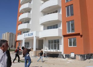 Binayı Savaş Alanına Çevirdiler