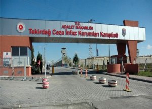 PKK'lı Mahkumlardan Yemeli İçmeli Açlık Grevi