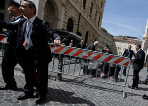 İtalya'da Flaş Saldırı