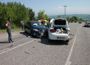 Ereğli'de trafik kazası: 5 yaralı