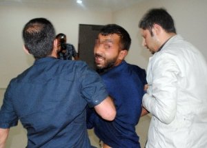 Polisi bıçaklayan zanlı tutuklandı