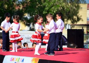 Miniklerden Yıl Sonu Provası