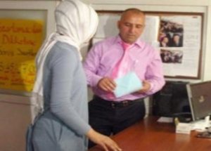 İşçilerine Dedesinden Kalan Mirası Dağıttı