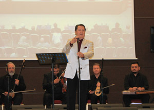 Ahmet Özhan’dan Müthiş Konser