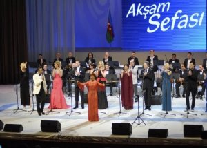 TRT'nin Akşam Sefası Grubu Bakülüleri Büyüledi