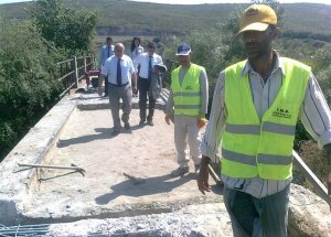 Küçük Menderes Köprüsü Onarılıyor