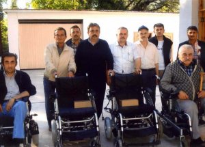 Engelli Vatandaşların Akülü Araba Sevinci