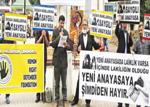 'Anayasada Laiklik Olmasın'